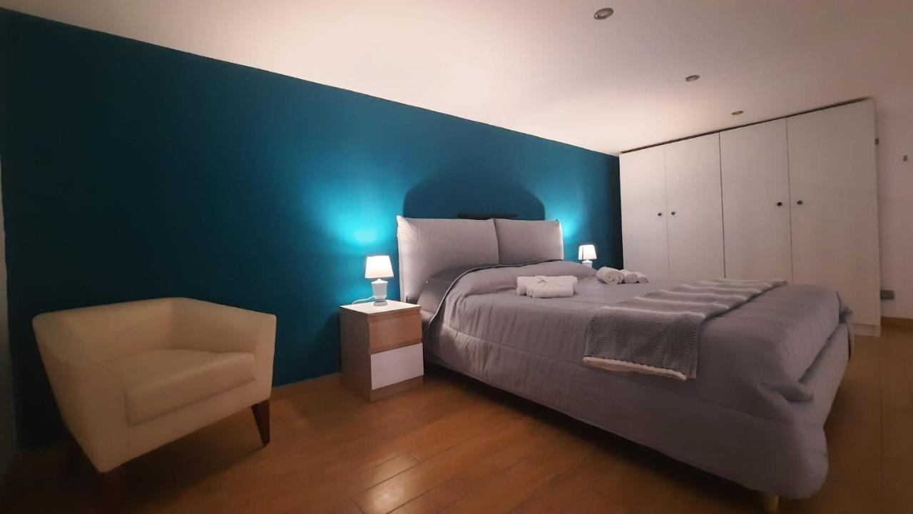 White Home Quartieri Spagnoli Naples Luaran gambar