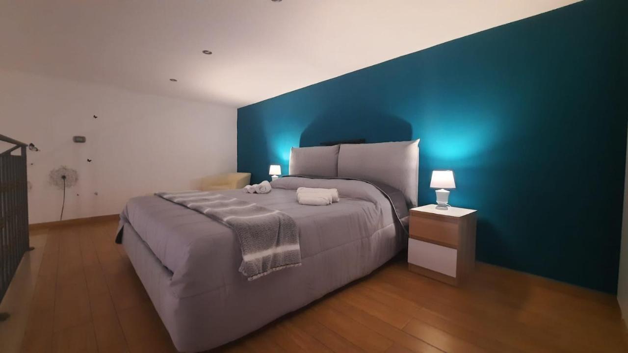 White Home Quartieri Spagnoli Naples Luaran gambar