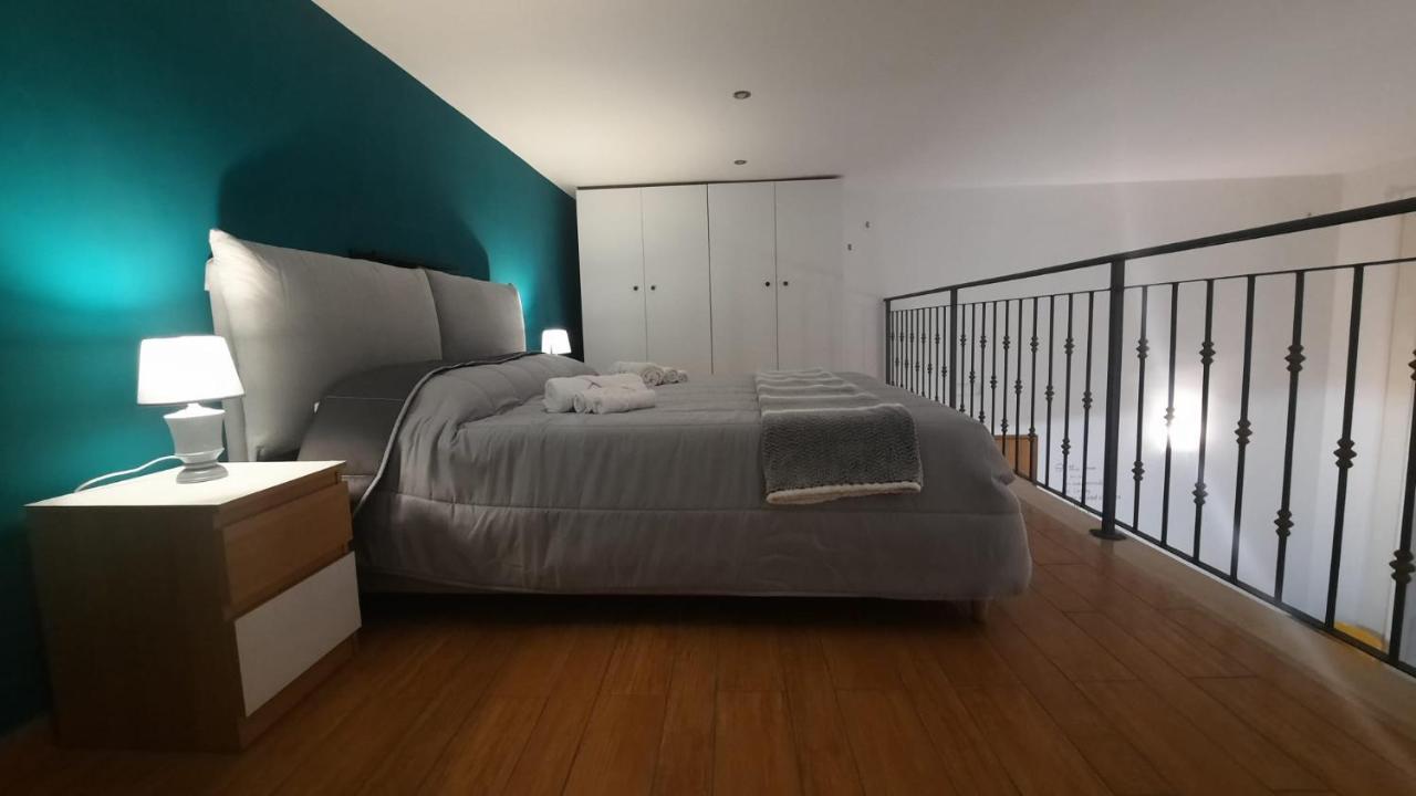 White Home Quartieri Spagnoli Naples Luaran gambar