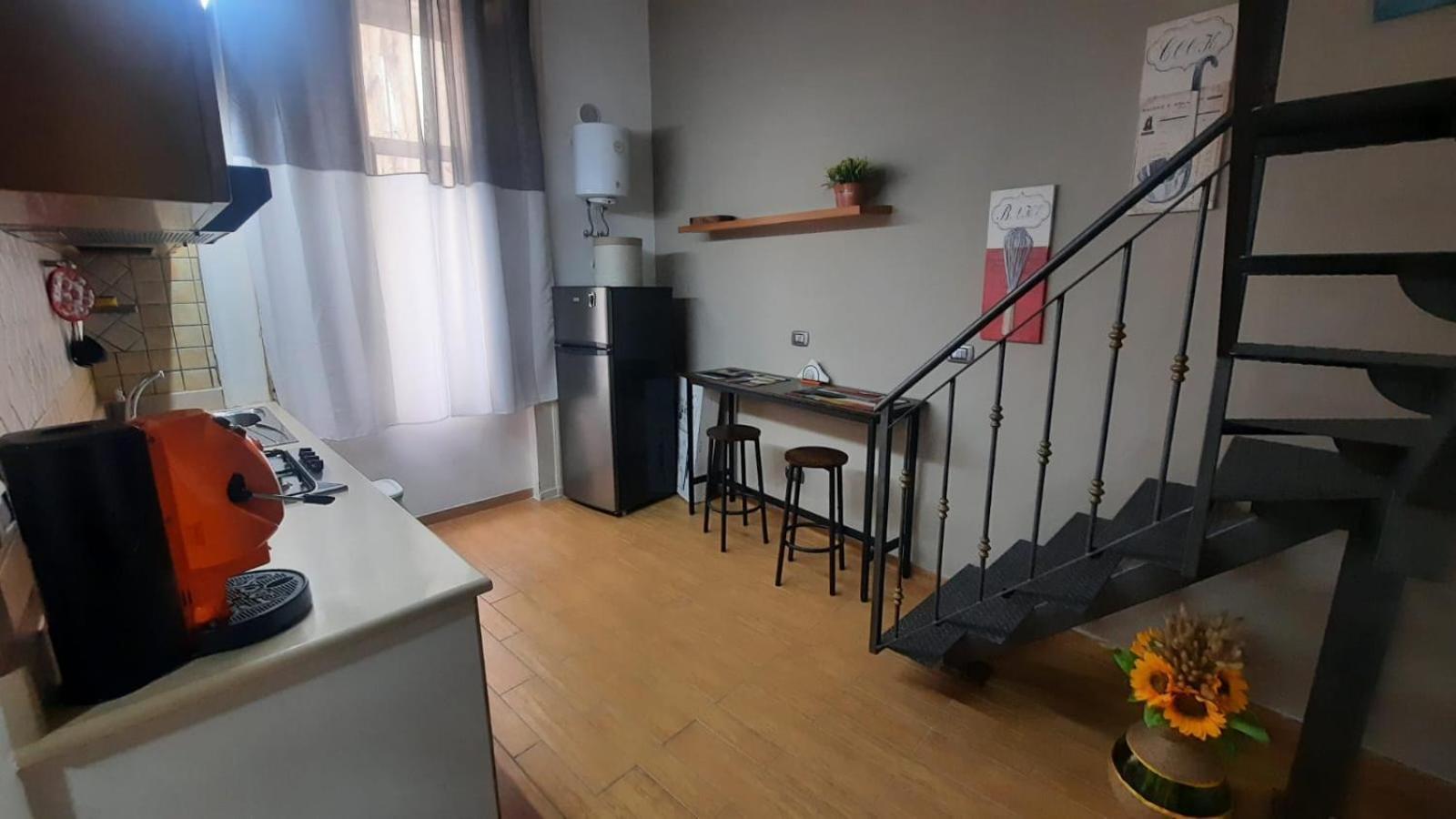 White Home Quartieri Spagnoli Naples Luaran gambar